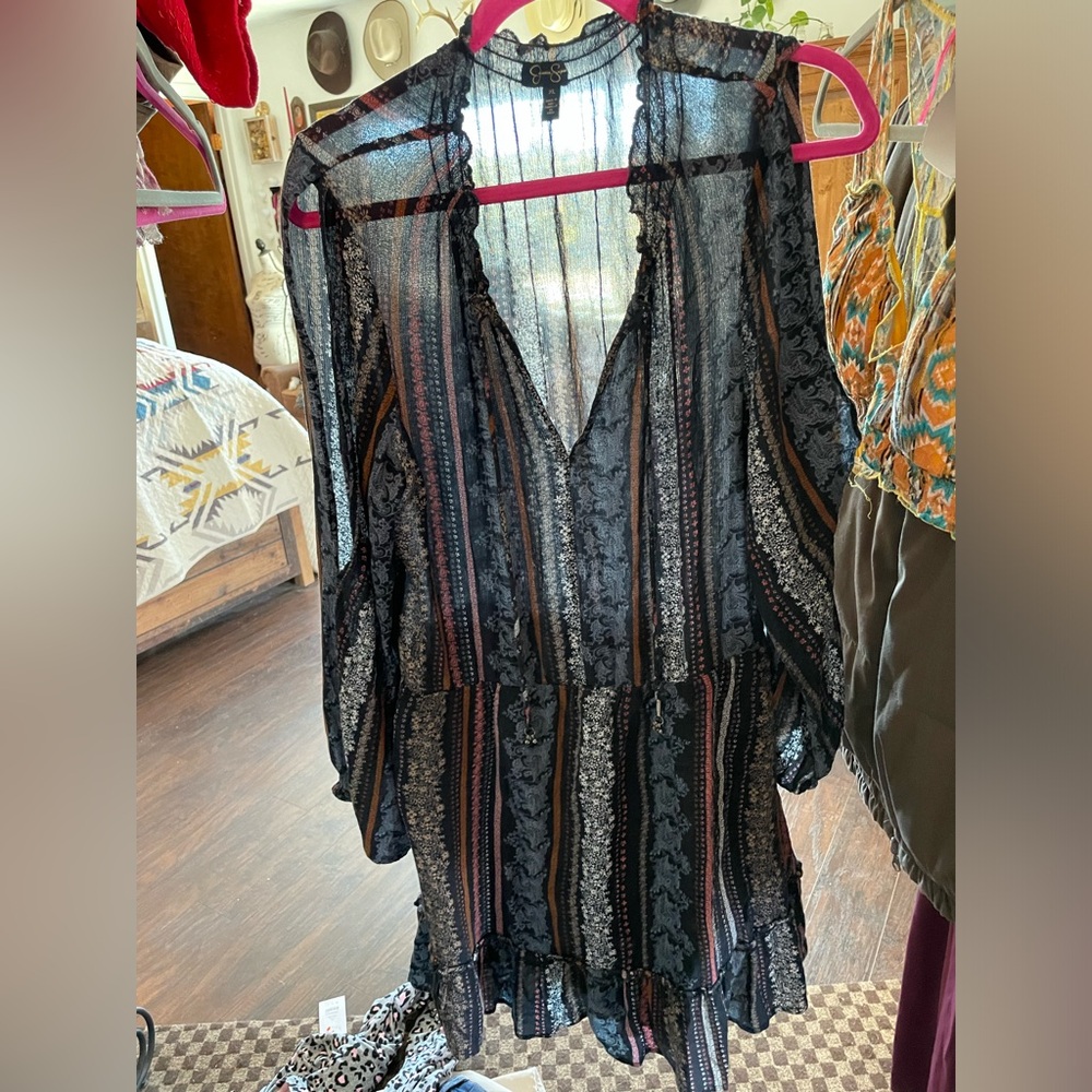 Cold shoulder mini dress boho